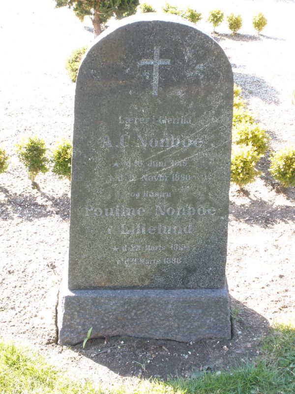 Pouline Nonboe.JPG